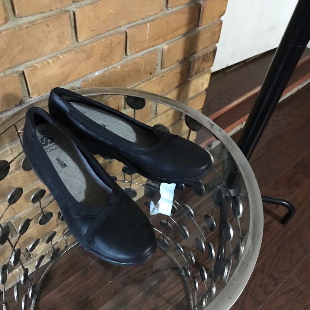 Clarks cloud steppers